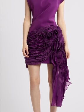 acler finnegan mini dress Introducing the Finnegan Mini Dress in Lotus ~ Crafted with structured V-wire bodice and signature sun-ray pleating, in a mini silhouette. # Acler